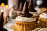 Hogwarts House Sorting Vegan Cupcakes with Golden Butterscotch