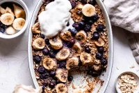 Simple Guilt-Free Vegan Blueberry Baked Oatmeal