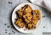 Delectable Gluten Free Chocolate Chip Cookie Bars