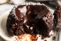 Effortless Vegan Chocolate Lava Cakes for Two