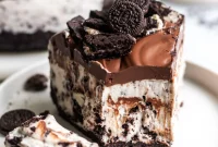 Effortless No-Bake Vegan Oreo Cheesecake: Nut-Free and Tofu-Free