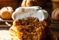 Decadent One-Bowl Vegan Pumpkin Cupcakes with Cream Cheese Frosting
