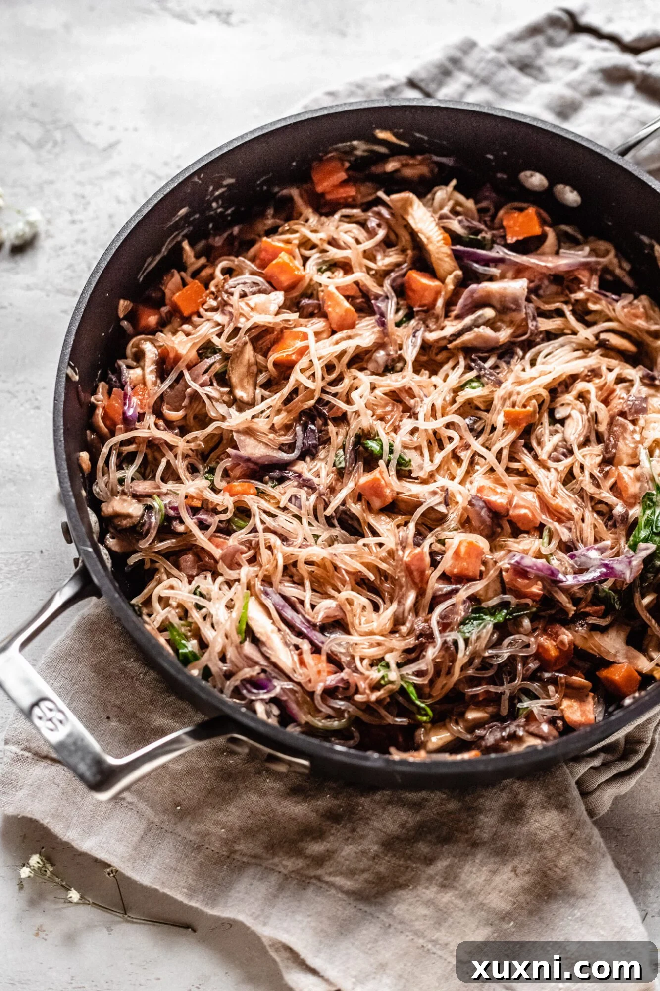 Effortless Keto Paleo Vegan Lo Mein Stir-Fry 12 coated lo mein noodles