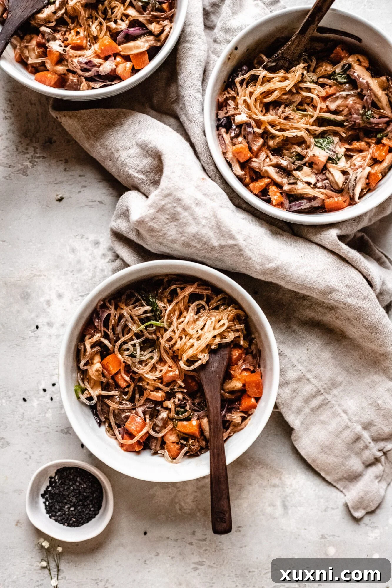 Effortless Keto Paleo Vegan Lo Mein Stir-Fry 13 fork twirled with kelp noodles