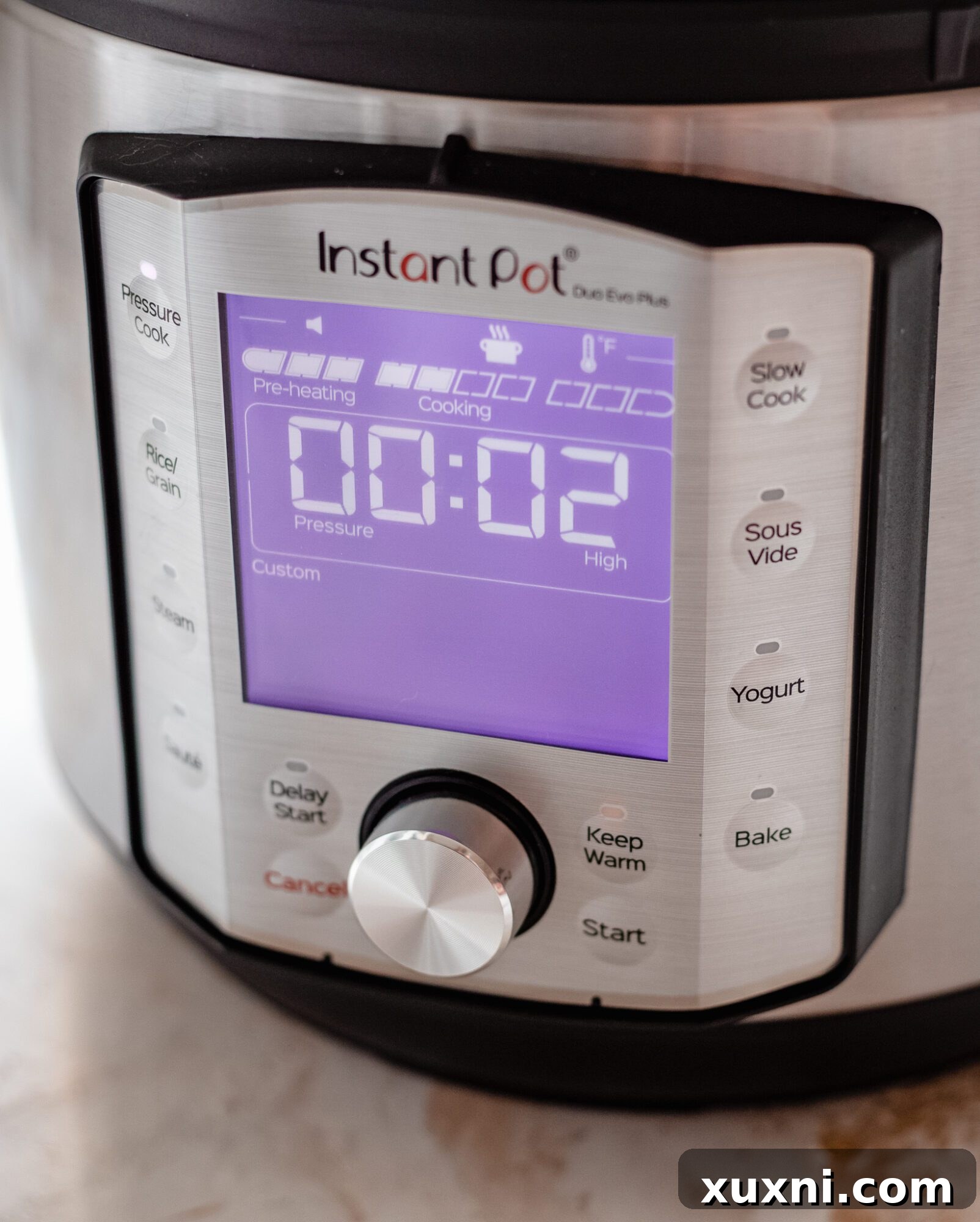 Instant Pot Protein Packed Vegan Zucchini Oatmeal 10 Instant Pot display showing timer set for cooking oatmeal