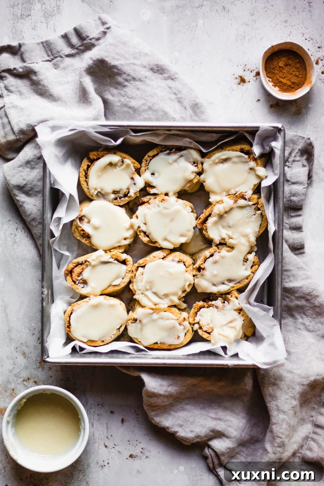 En İyi Paleo ve Vegan Tarçınlı Rulolar 2 paleo vegan cinnamon rolls