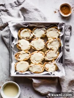 paleo vegan cinnamon rolls