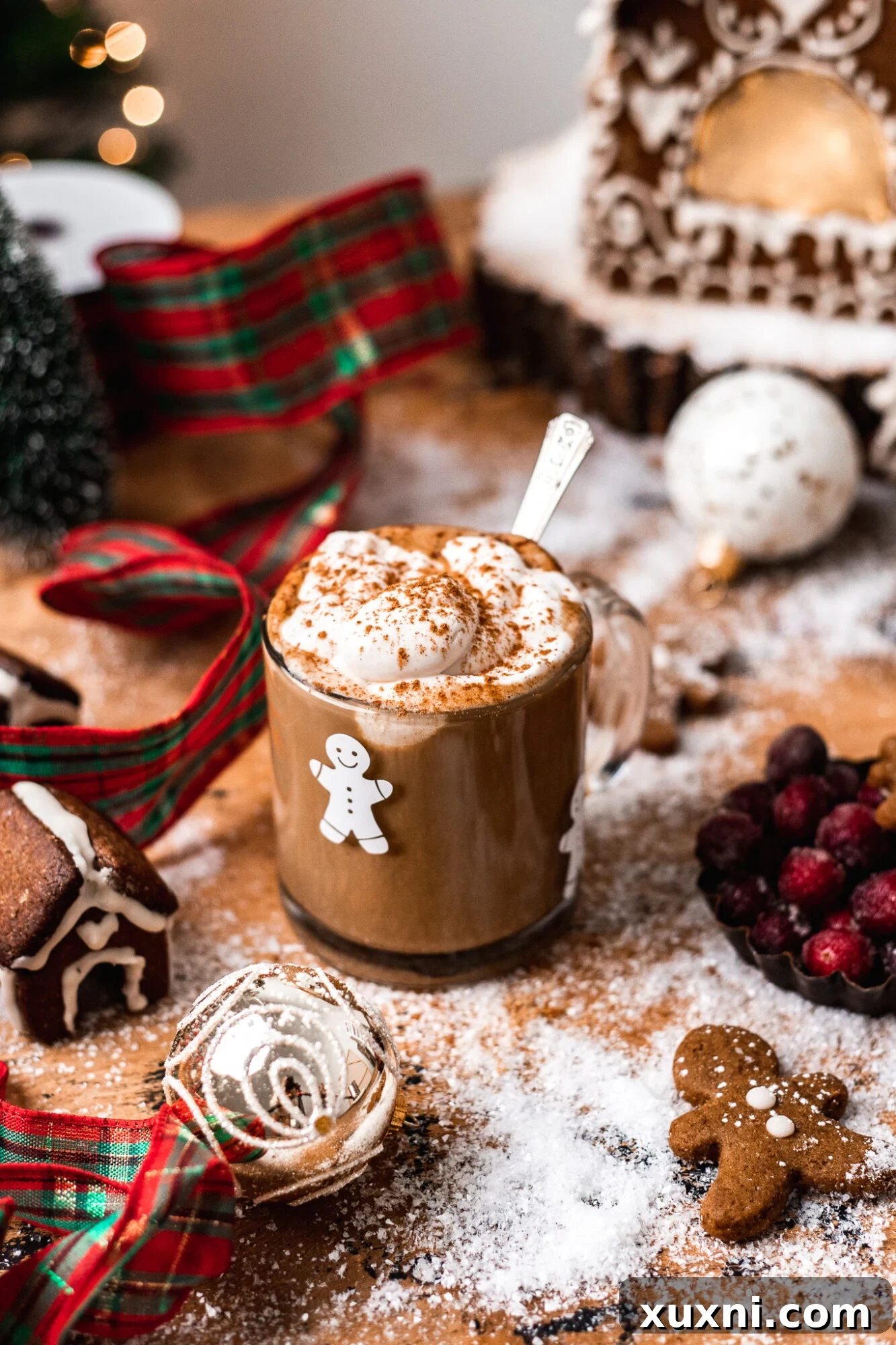 Easy Vegan Gingerbread Latte (Better Than Starbucks!)