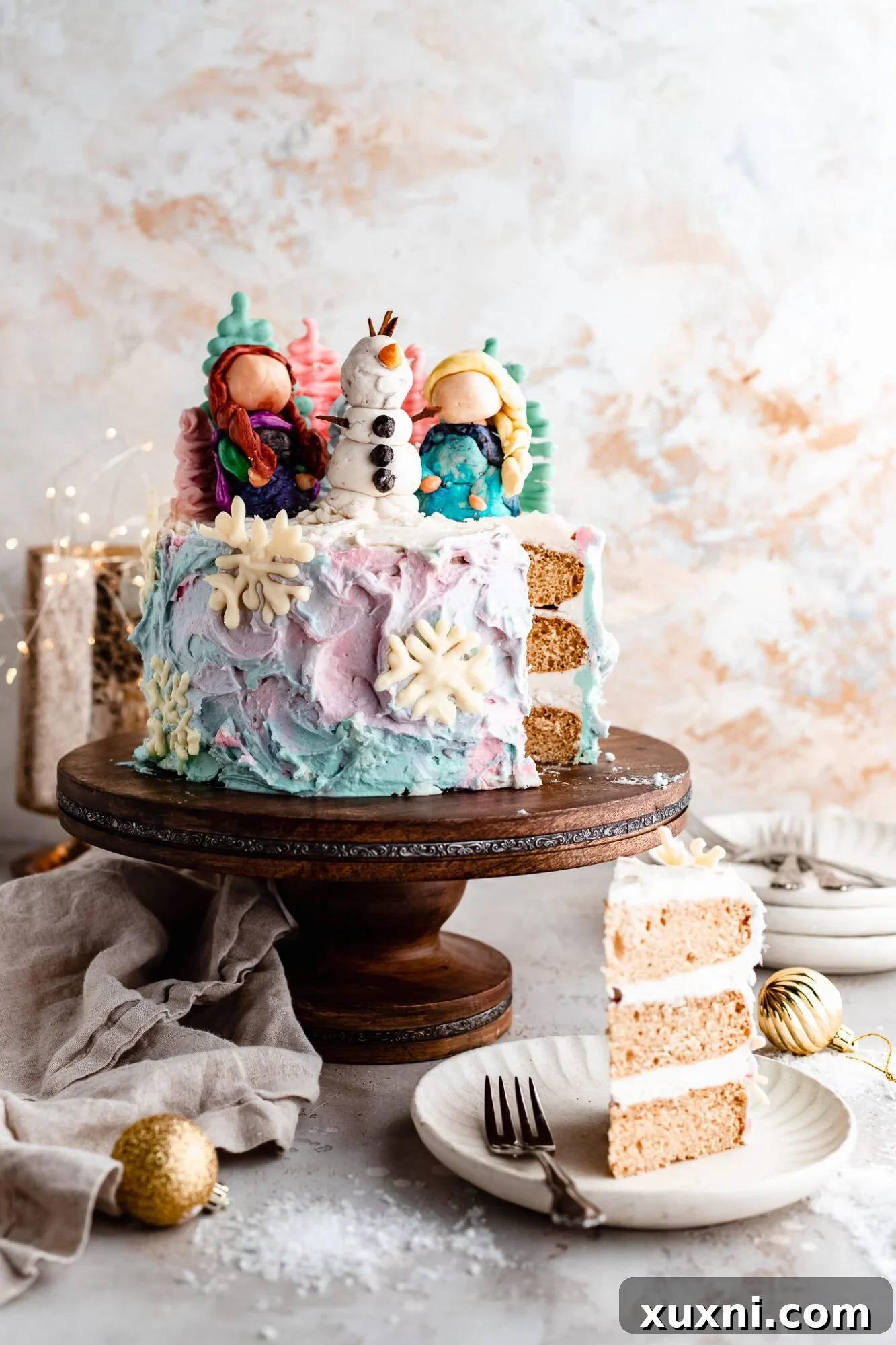 sliced vegan Frozen cake