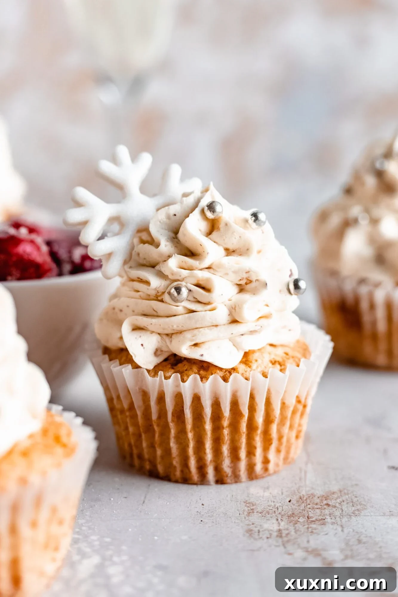 Muhteşem Vegan Şampanyalı Yılbaşı Kapkekleri 2 Bubbly Vegan Champagne Cupcakes for New Year's Eve