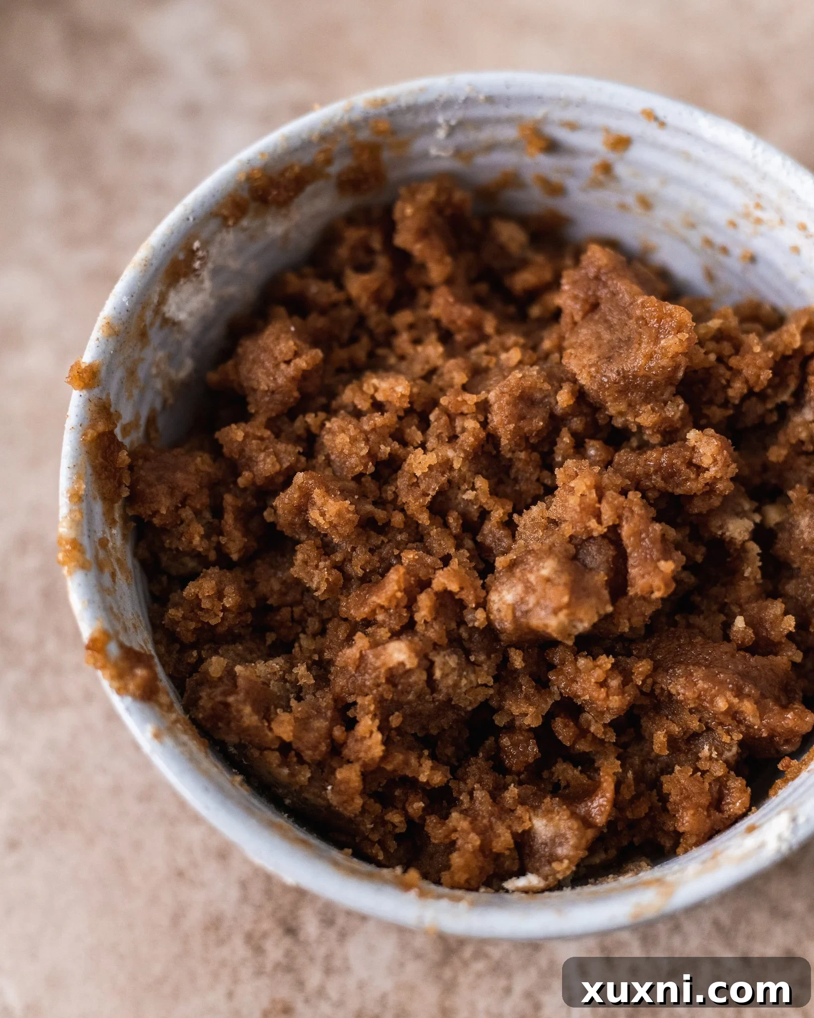 cinnamon crumble topping ingredients mixed