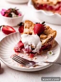 Easy Homemade Vegan Strawberry Pie (No Sugar Added!)