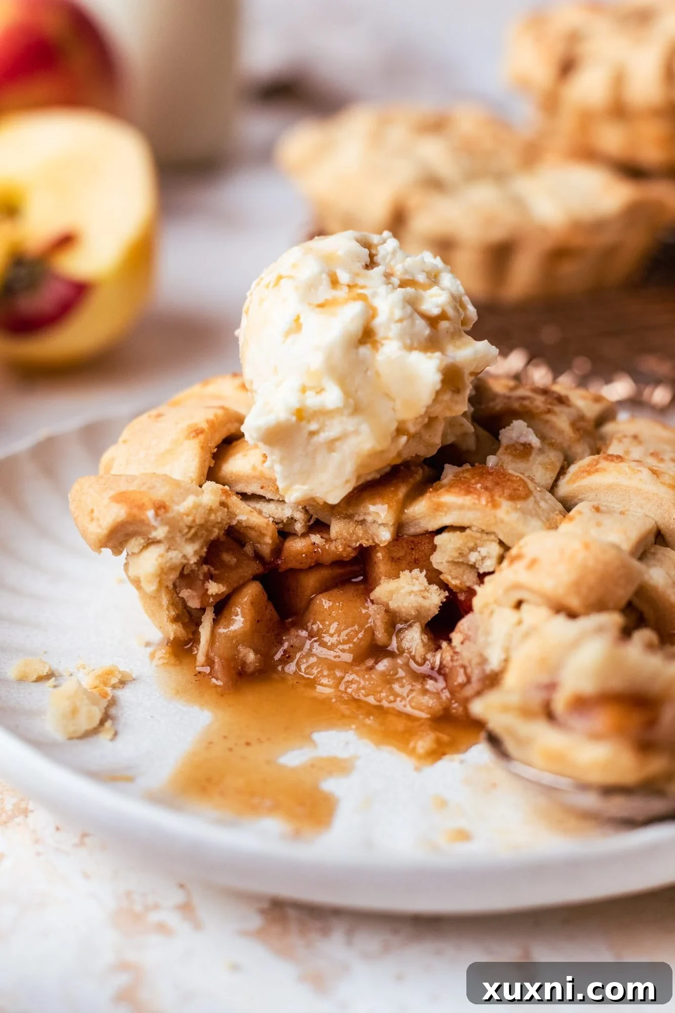 Quick and Easy Vegan Gluten Free Mini Apple Pies 13 mini vegan apple pies