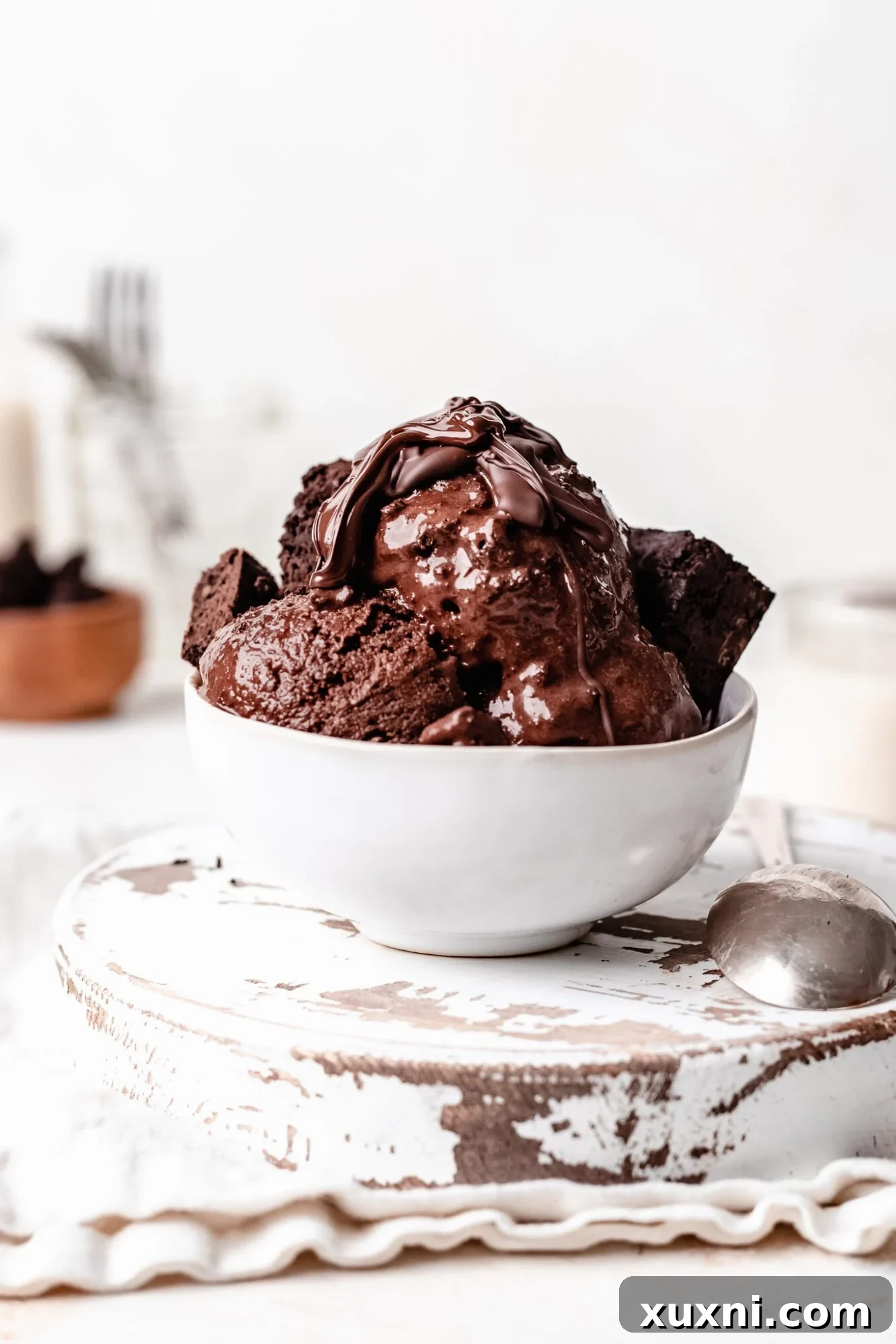 bowl of vegan chocolate brownie ice cream