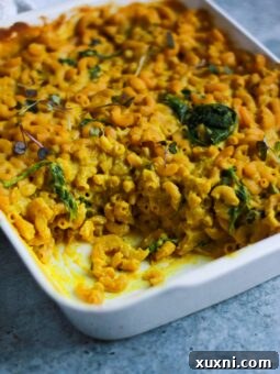 The Best Creamy and Gooey Vegan Mac and Cheese