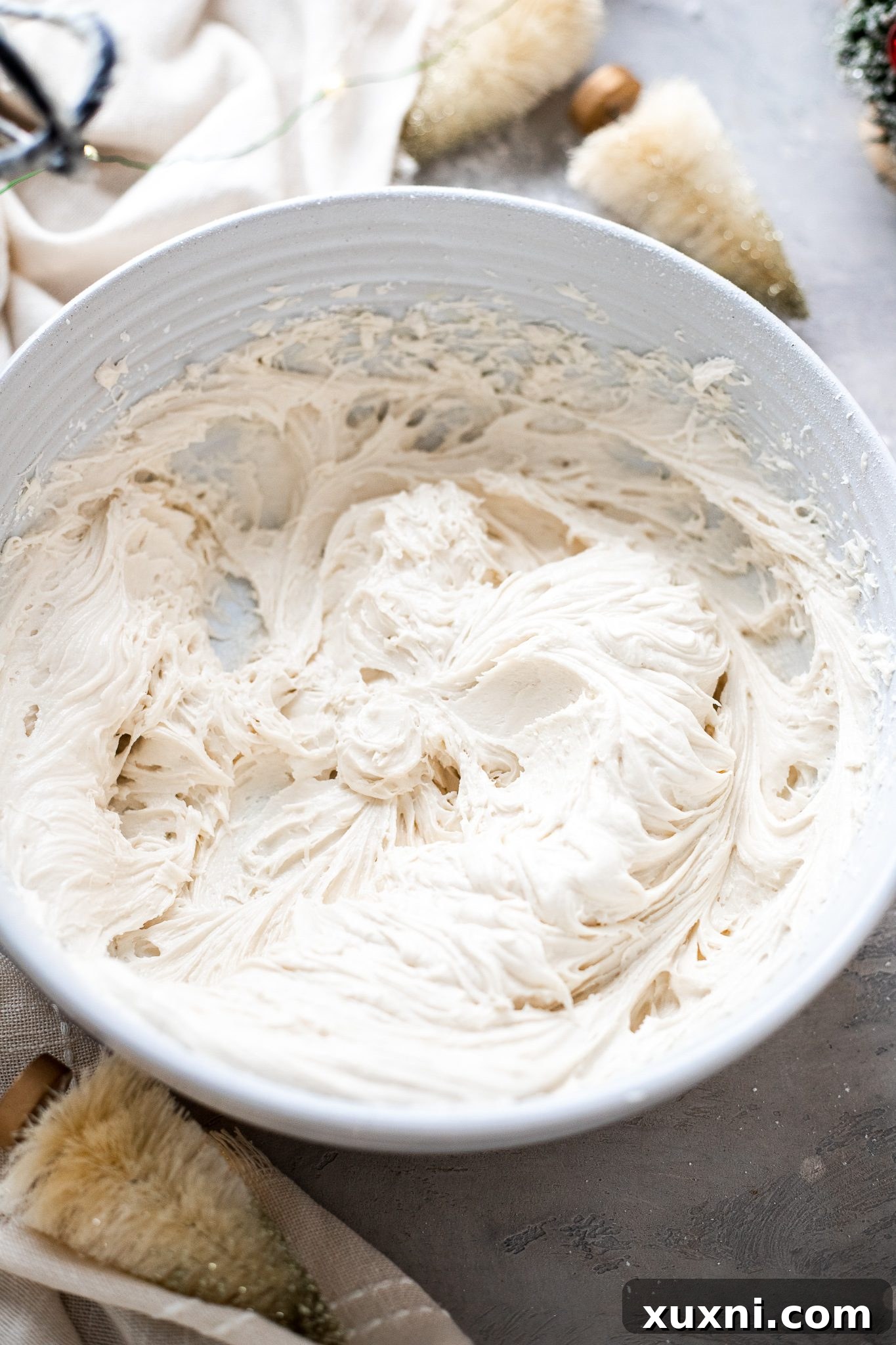 vegan white chocolate frosting