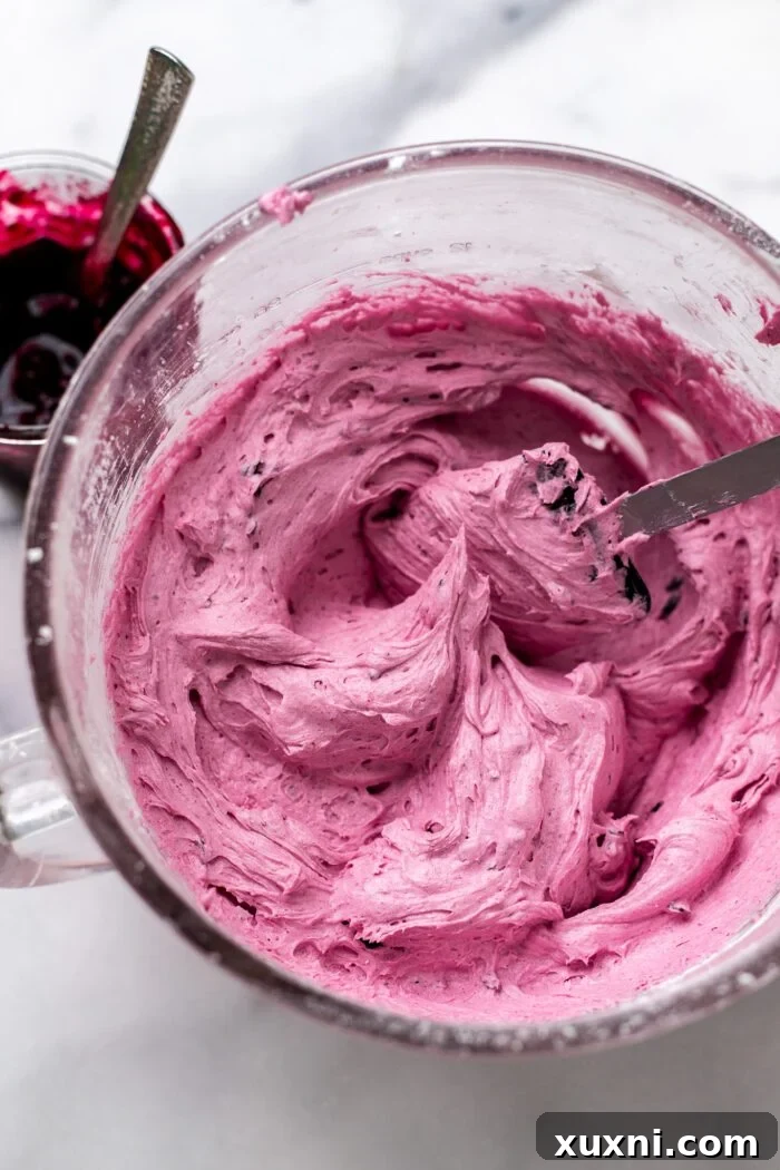 vegan blueberry frosting in a bowl