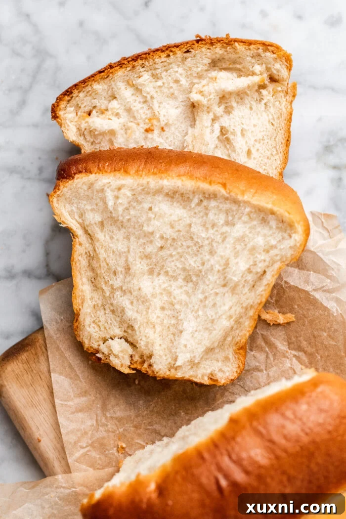 sliced brioche bread