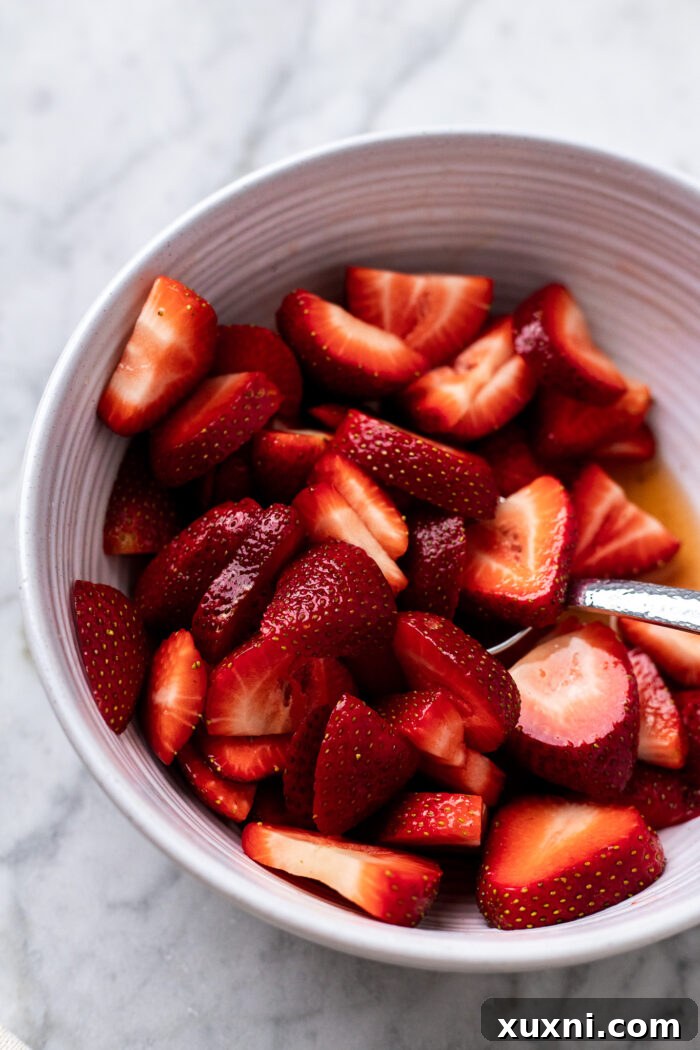 bowl of fresh strawberries