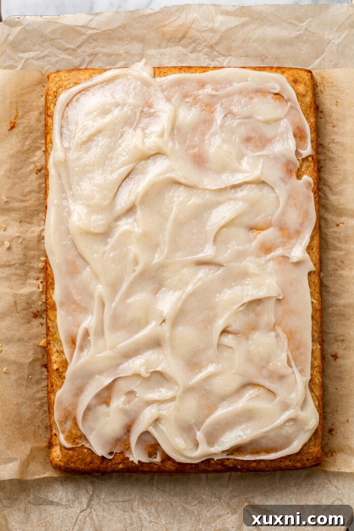 banana pudding spread on top of cake