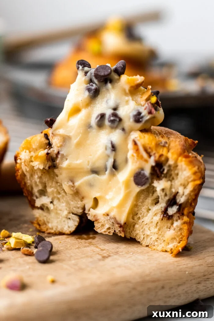 vegan cannoli cruffin sliced in half