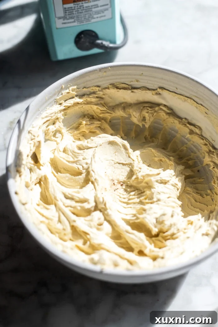 Whipping vegan heavy cream for mascarpone topping