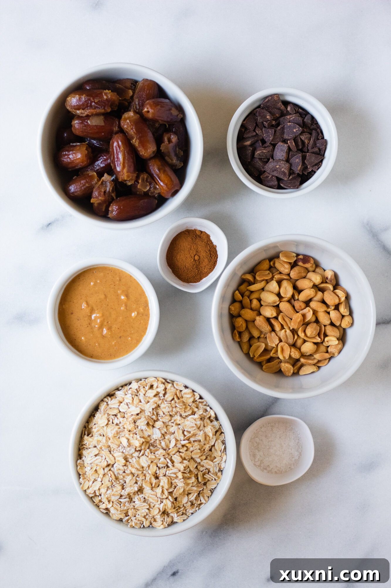 Ingredients for easy granola bars