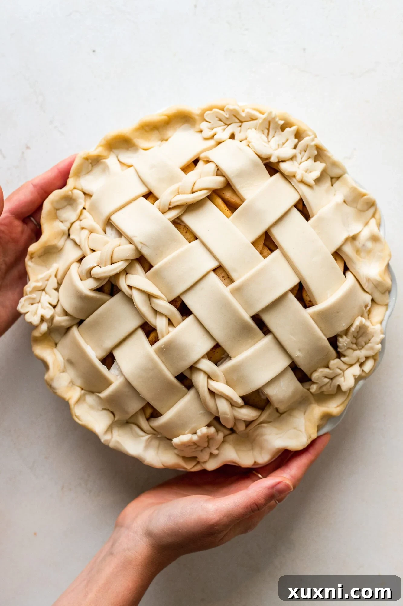 unbaked healthy apple pie