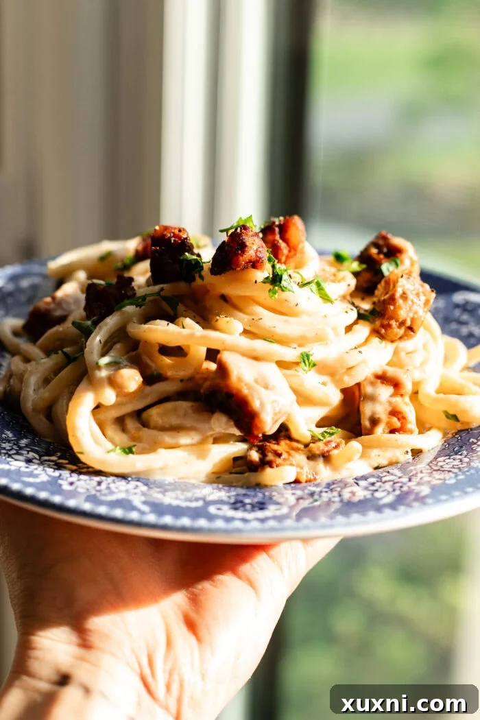 close up of vegan carbonara